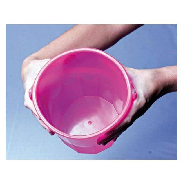 Ensemble seau, pelle et accessoires